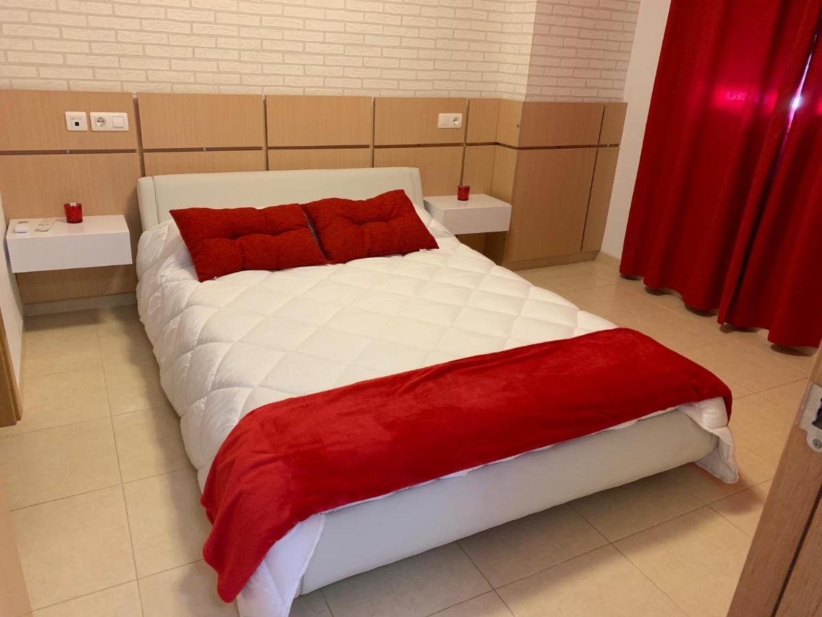 Apartamentos Marina Dor Agua Marina โอโรเปซาเดลมาร์ ภายนอก รูปภาพ